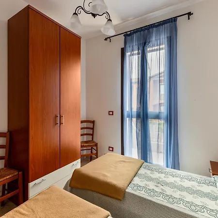 Pleasant With Pool Near Sea Apartman Valledoria